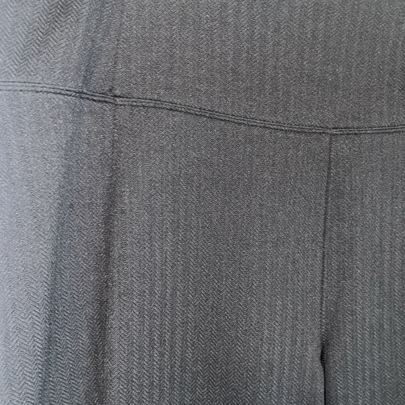 Spring & Mercer Pull-on Black Pants Size XL Never Worn Straight Leg - Picture 2 of 11